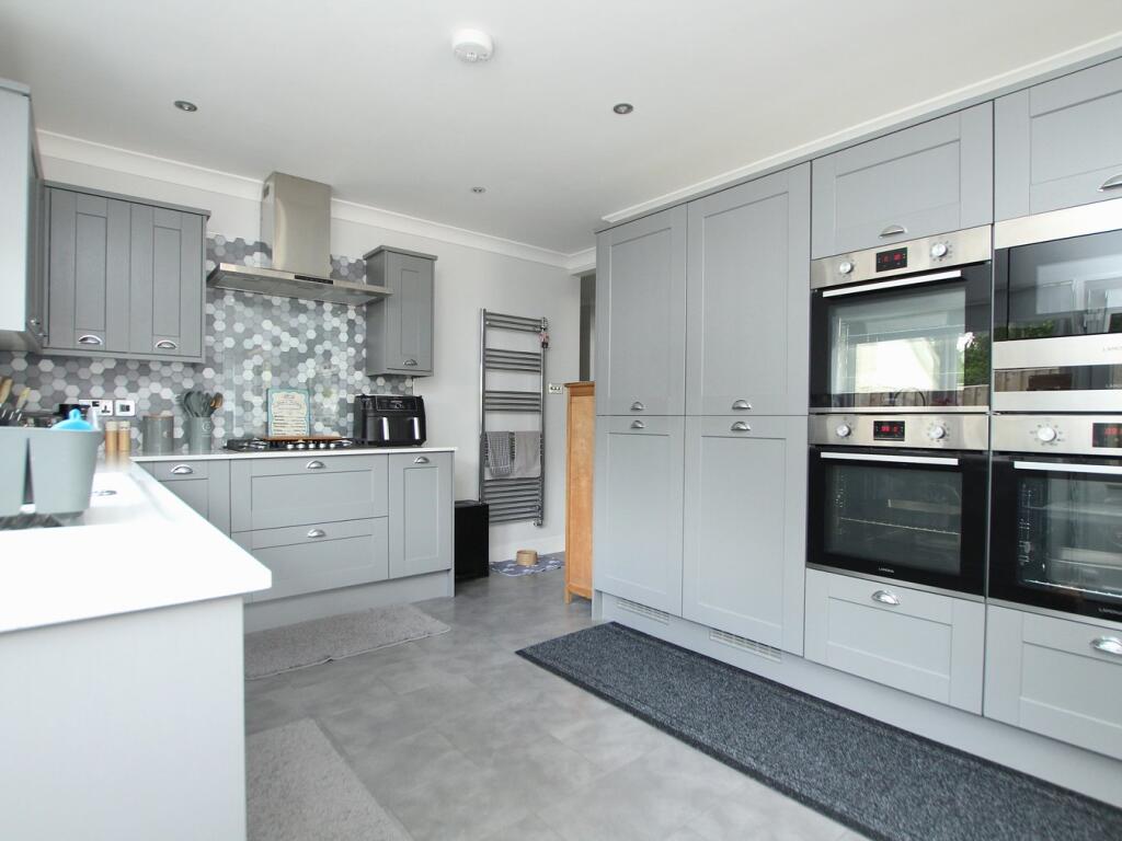 Additional image 16 of Craigwood Drive, FERNDOWN, BH22