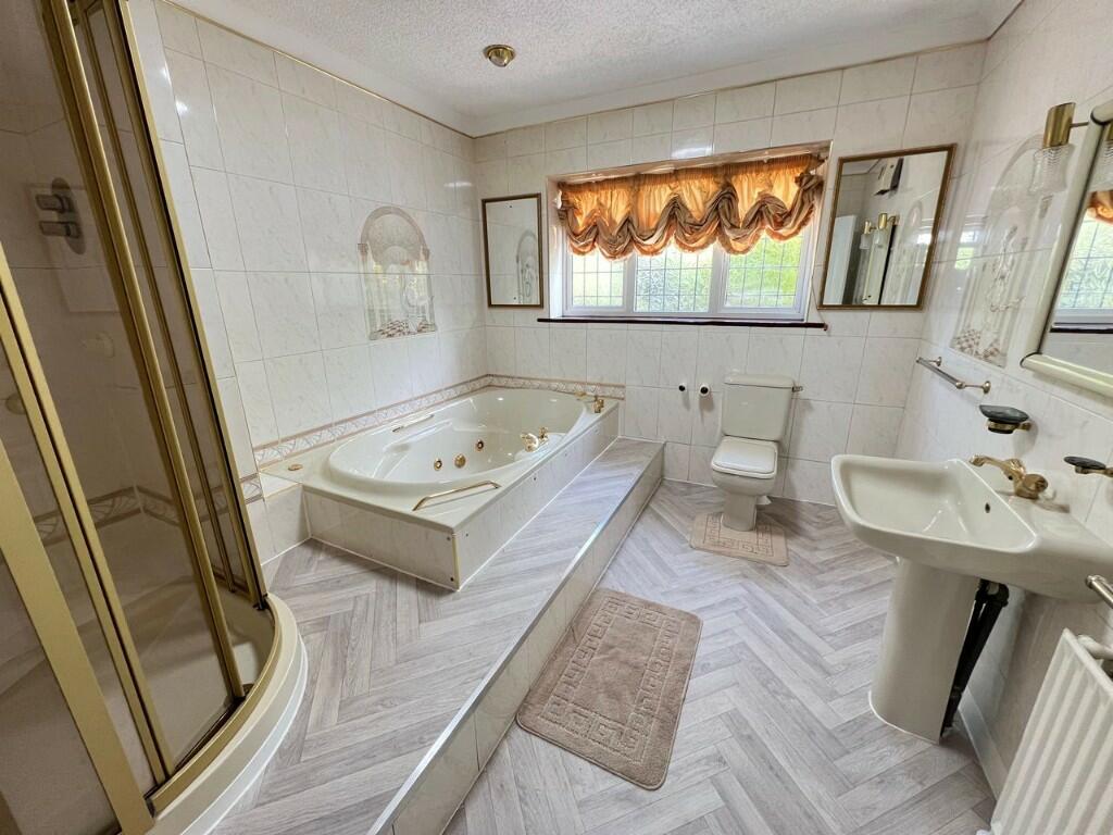 Additional image 6 of 11A Toftshaw Fold, Bradford, West Yorkshire, BD4