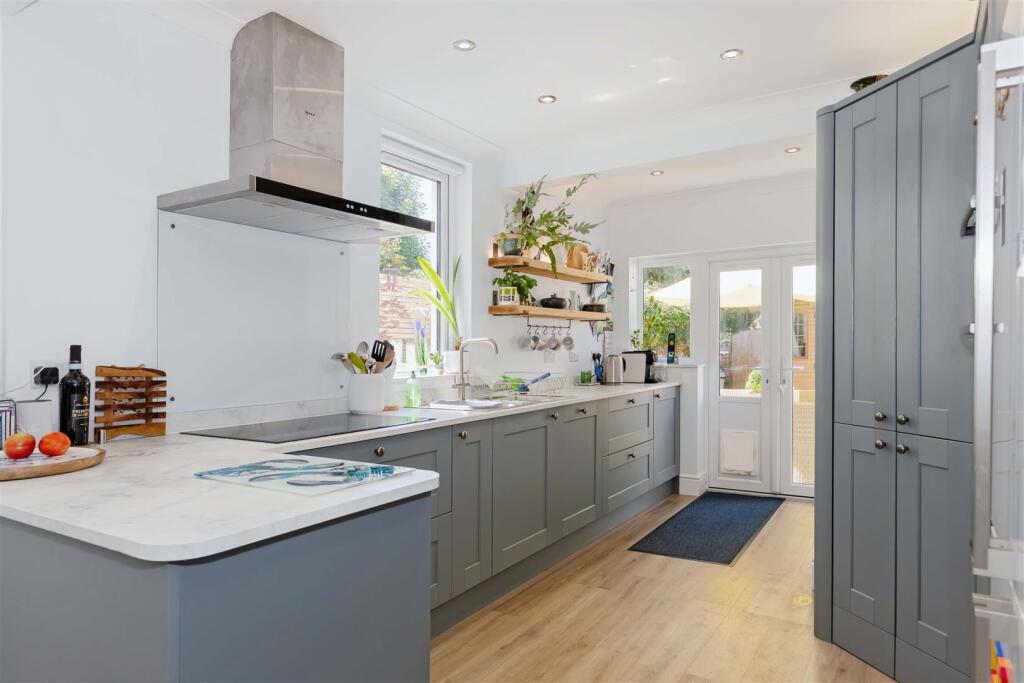Additional image 22 of Navarino Road, Worthing