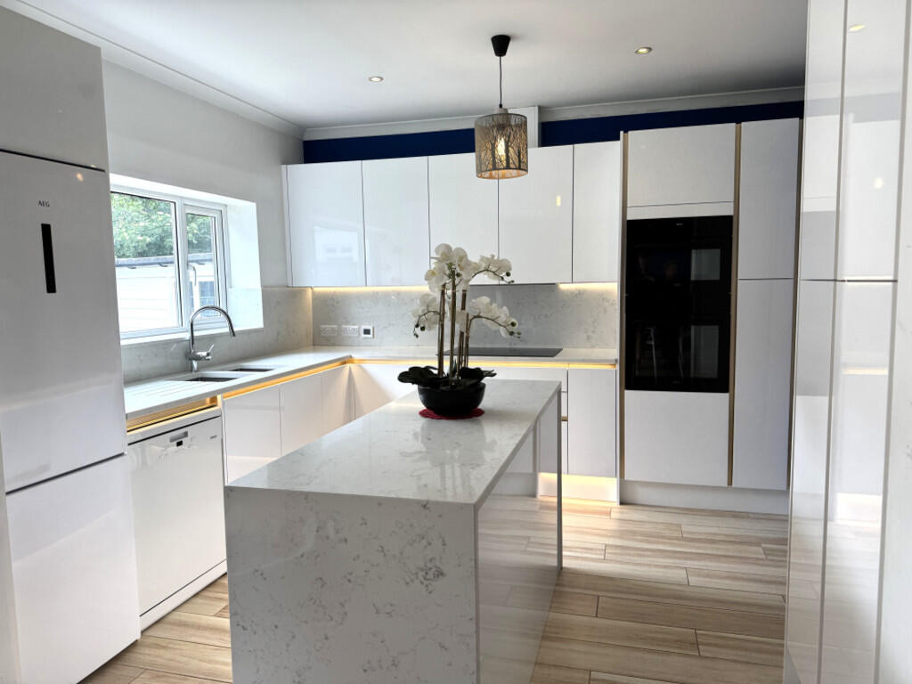 Additional image 3 of Denby Road