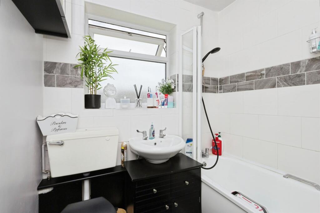 Additional image 13 of Foxglove Road, Eastbourne