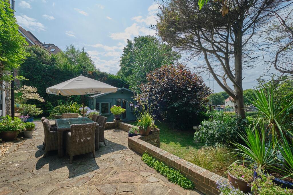 Additional image 32 of Avondale Road, Seaford