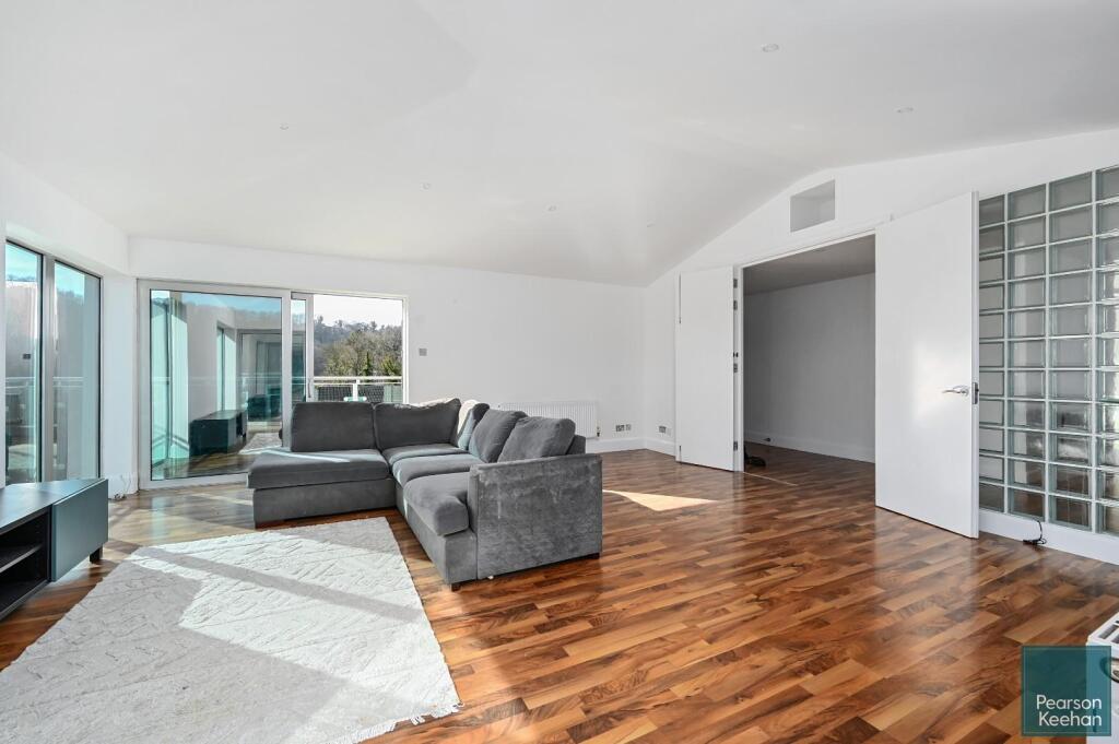 Additional image 4 of South Penthouse, The Park Apartments, London Road, Brighton