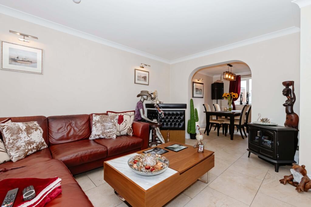 Additional image 37 of Pier Road, Littlehampton, BN17