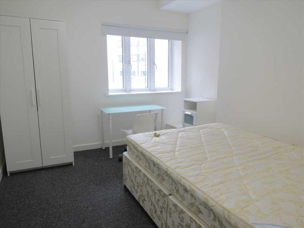 Additional image 4 of Holdenhurst Road, Bournemouth, Bournemouth