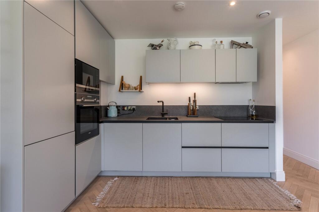 Additional image 7 of Gloucester Place, Brighton, East Sussex, BN1