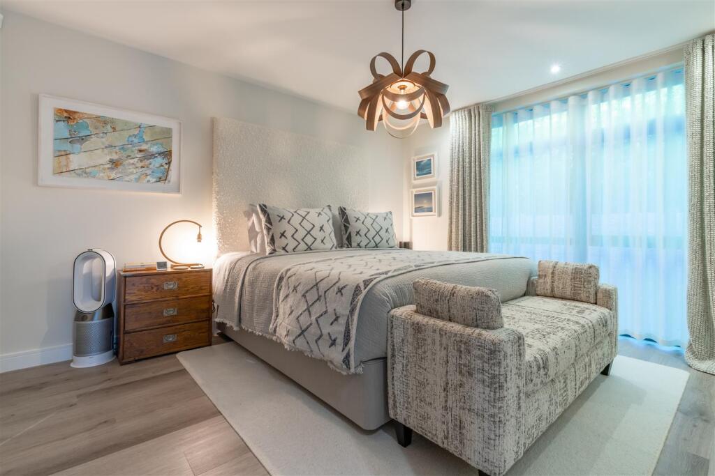 Additional image 14 of Alumhurst Road, Alum Chine