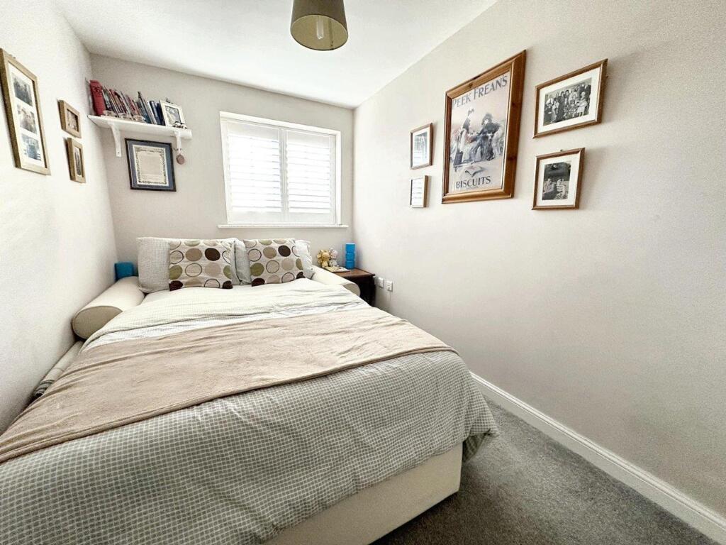 Additional image 16 of Gladys Avenue, Peacehaven, BN10 8FF