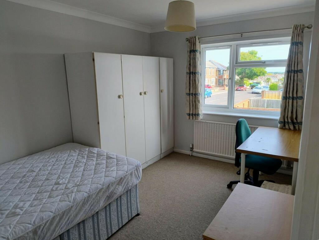 Additional image 12 of Student house on Acton Road