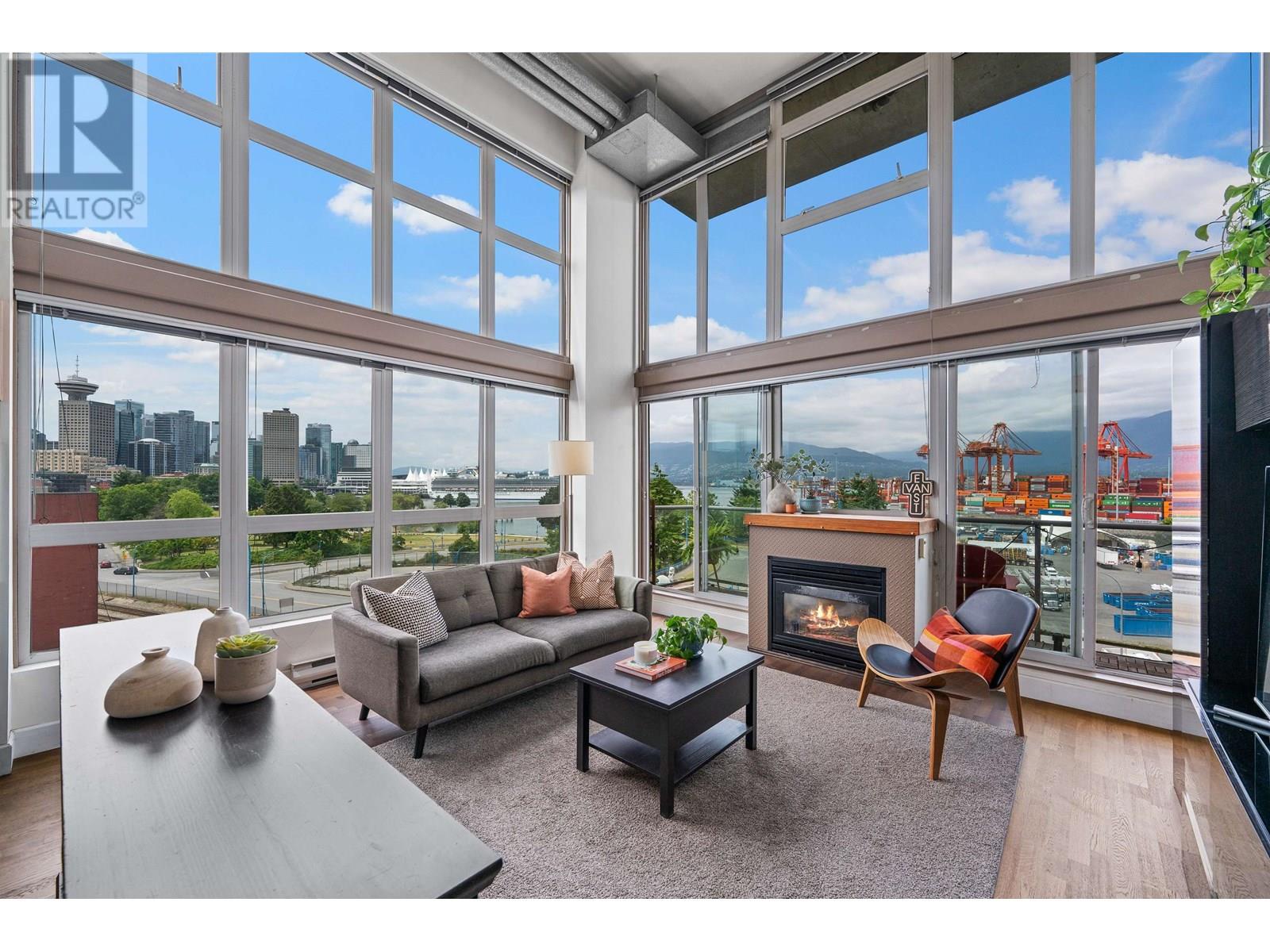 605 289 ALEXANDER STREET|Vancouver, British Columbia V6A4H6