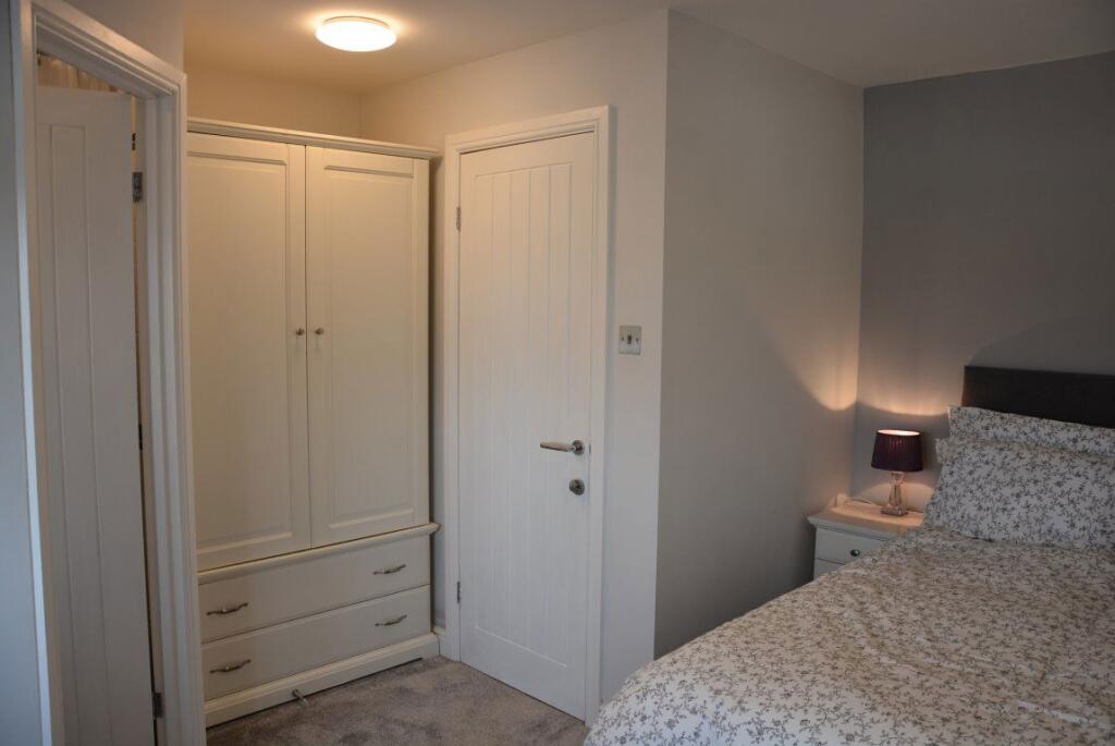 Additional image 26 of F13 Louis Court, B67