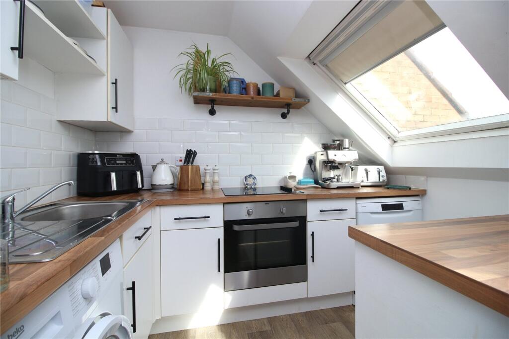 Additional image 4 of Eastlands, New Milton, Hampshire, BH25