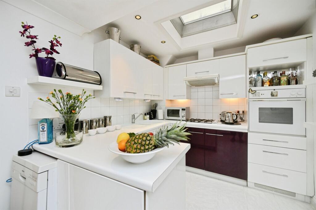 Additional image 19 of Eastern Terrace Mews, Brighton