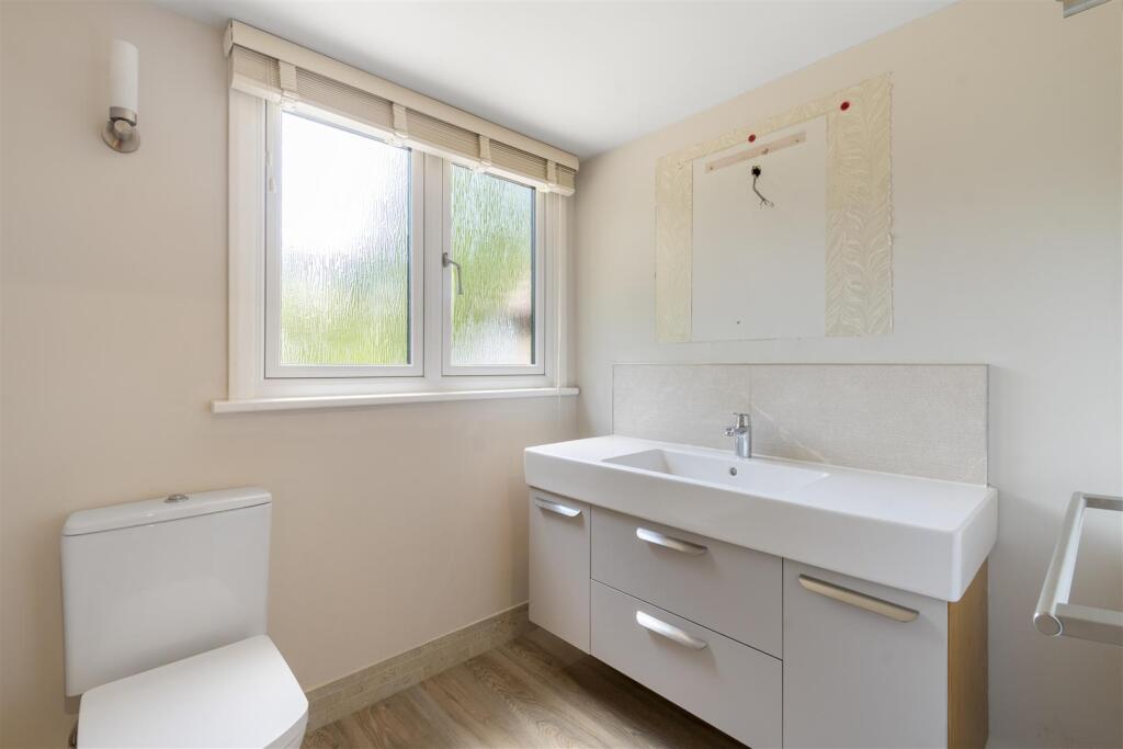 Additional image 32 of Endwood Drive, Little Aston Park