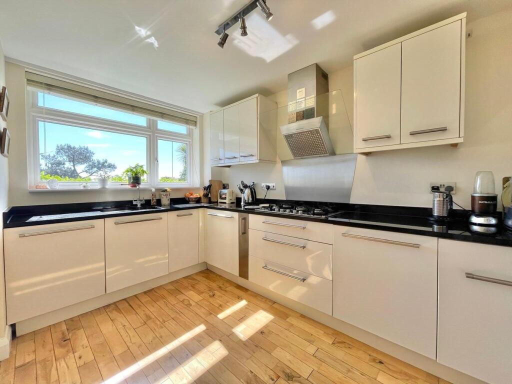 Additional image 12 of Witley, 387 Sandbanks Road, Evening Hill, BH14