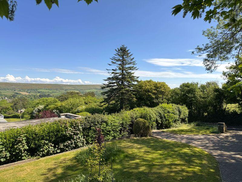 Additional image 33 of Rural 4 Bedroom Home With Garage, Parking & Stunning Views