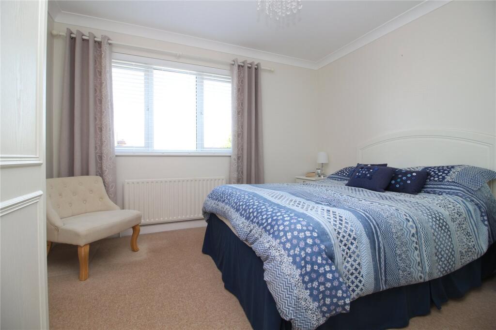 Additional image 7 of Seaward Avenue, Barton On Sea, Hampshire, BH25