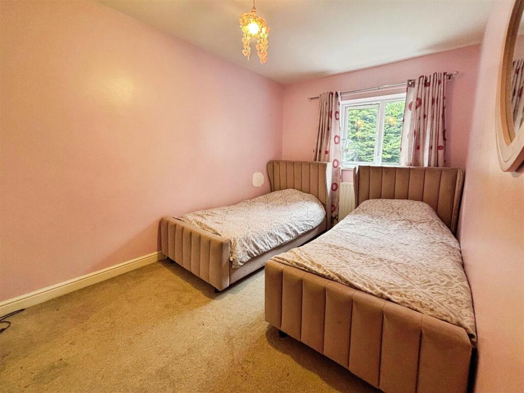 Additional image 16 of Raeburn Drive, Bradford, BD6 2LL