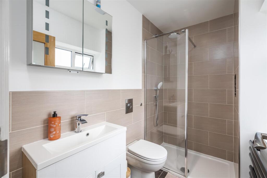 Additional image 10 of Blake Hill Crescent, Lilliput