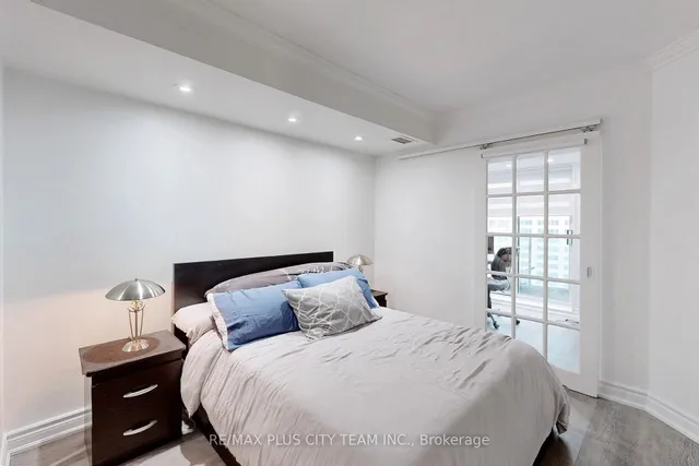 Additional image 11 of 8 Park Rd Unit 2515