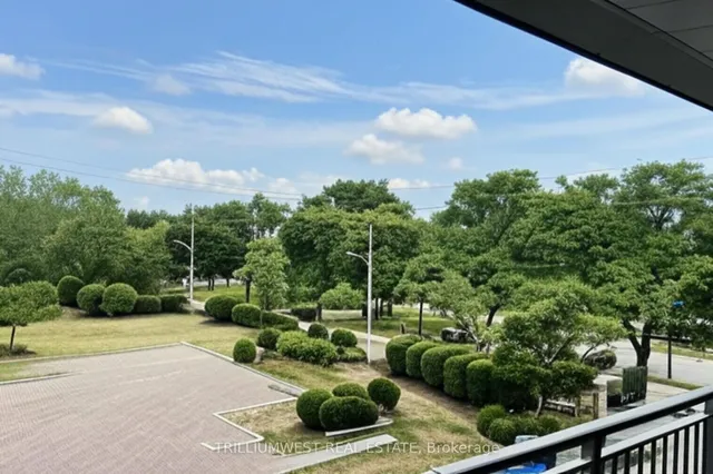 Additional image 25 of 51 David St Unit 206