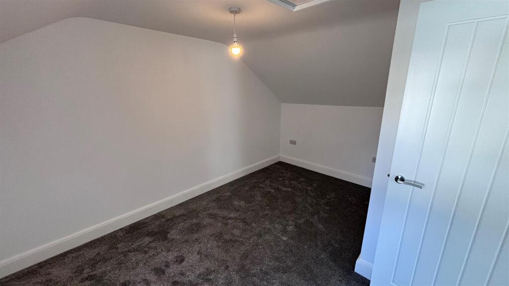 Additional image 7 of Avenue Lane, Eastbourne, BN21 3UL