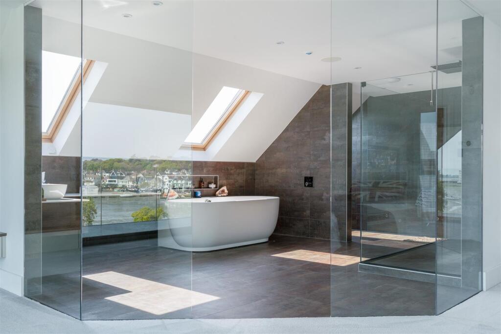 Additional image 17 of Elms Avenue, Lilliput