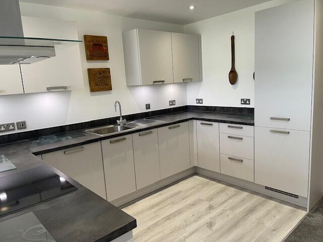 Additional image 5 of Loa Court, Macauley Drive