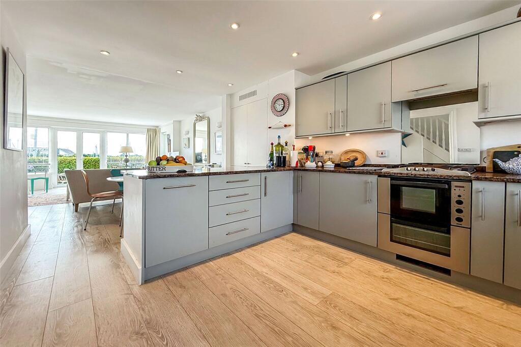 Additional image 9 of Pier Road, Littlehampton, West Sussex