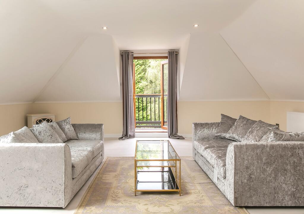 Additional image 18 of Matchams