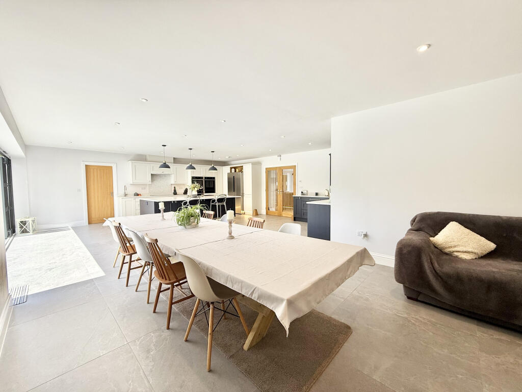 Additional image 8 of Beechwood Road, West Moors, Ferndown, Dorset, BH22
