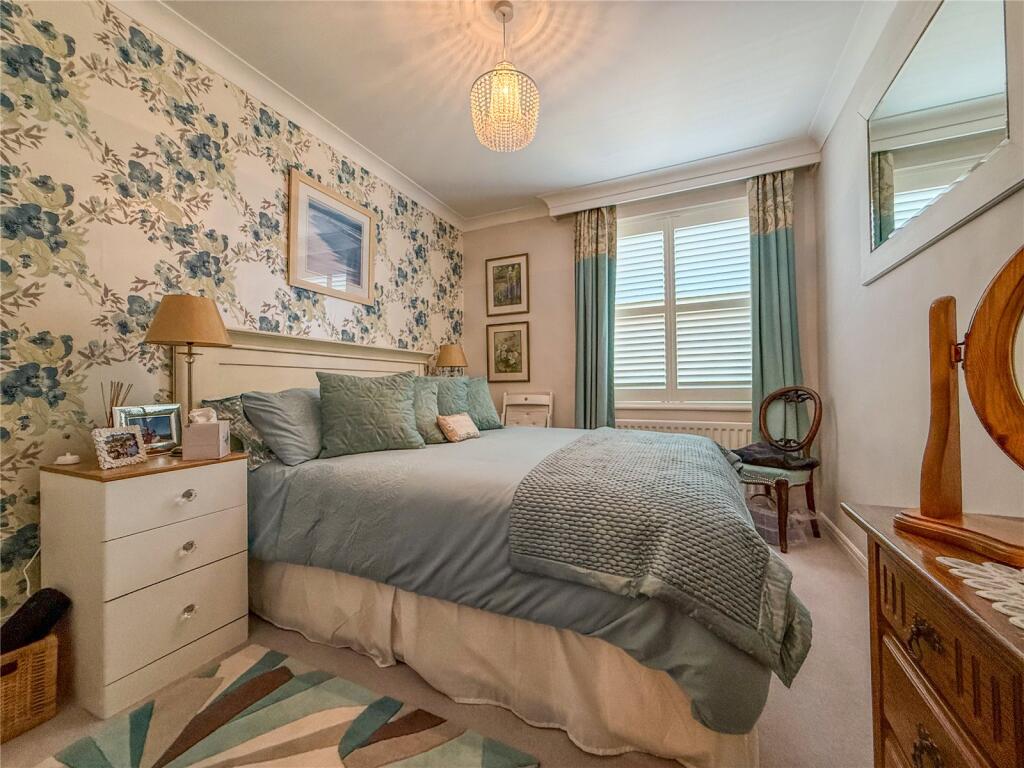 Additional image 12 of Chantry Close, Highcliffe On Sea, Christchurch, Dorset, BH23