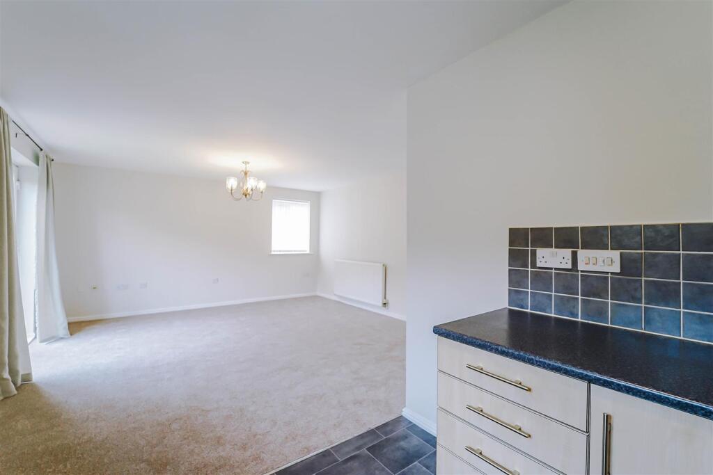 Additional image 15 of Broadoaks, Bury
