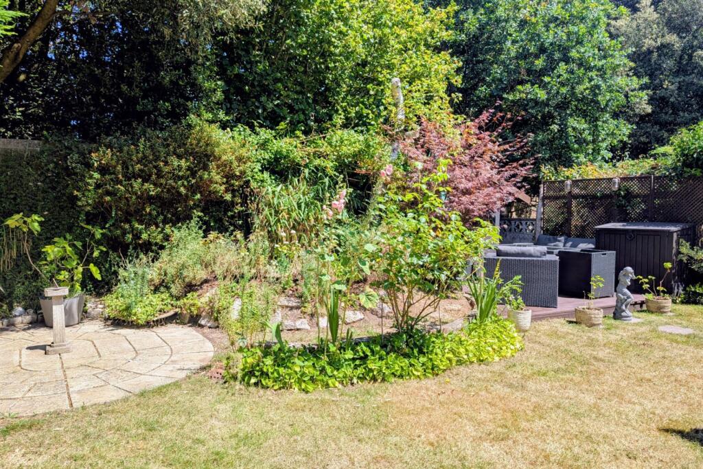 Additional image 37 of Vine Farm Close, Talbot Village, Poole, BH12