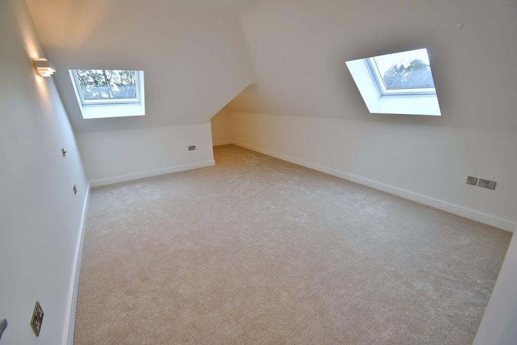 Additional image 10 of 14 Golf Links Road, Ferndown, BH22