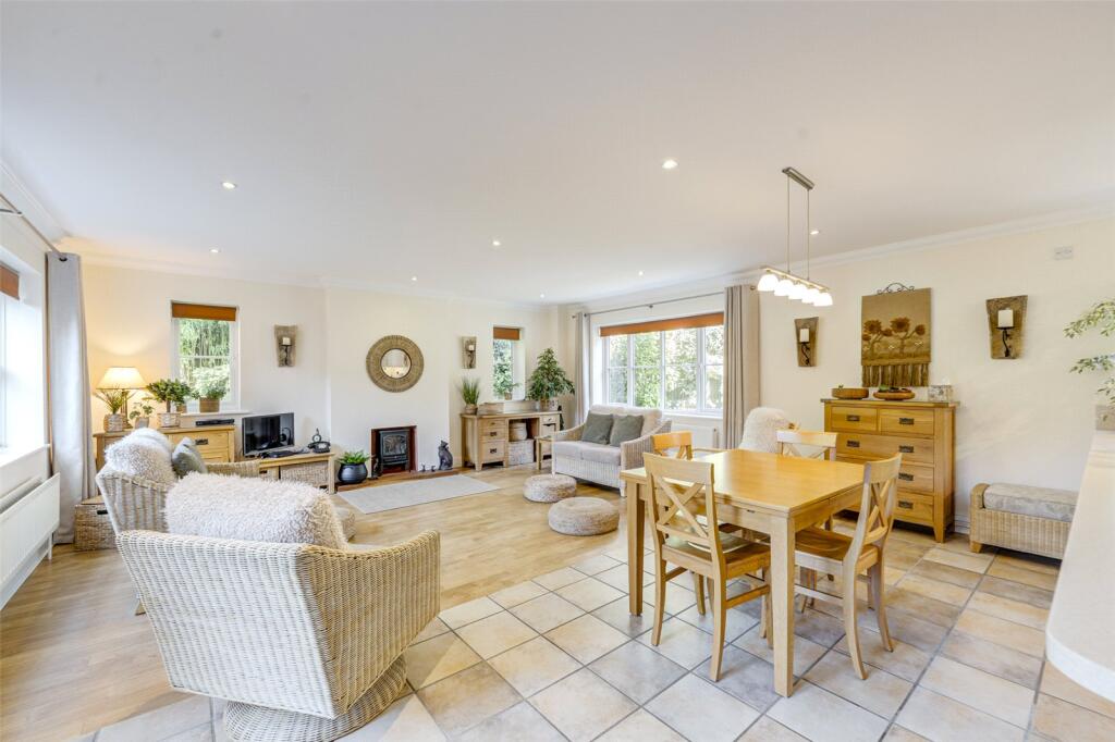 Additional image 19 of Convent Gardens, Findon, Worthing, West Sussex, BN14