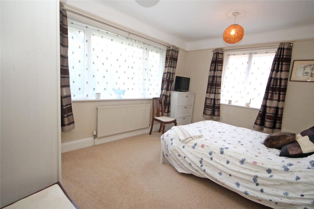 Additional image 8 of Meadow Road, New Milton, Hampshire, BH25