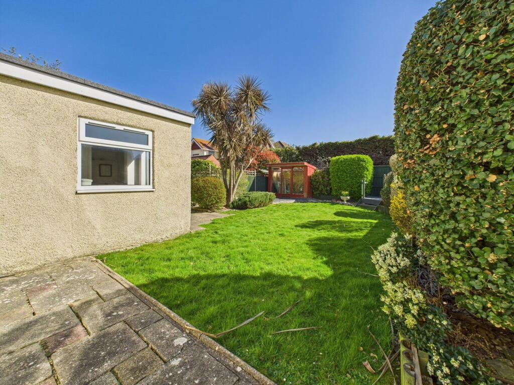 Additional image 20 of Grand Avenue, Worthing, BN11