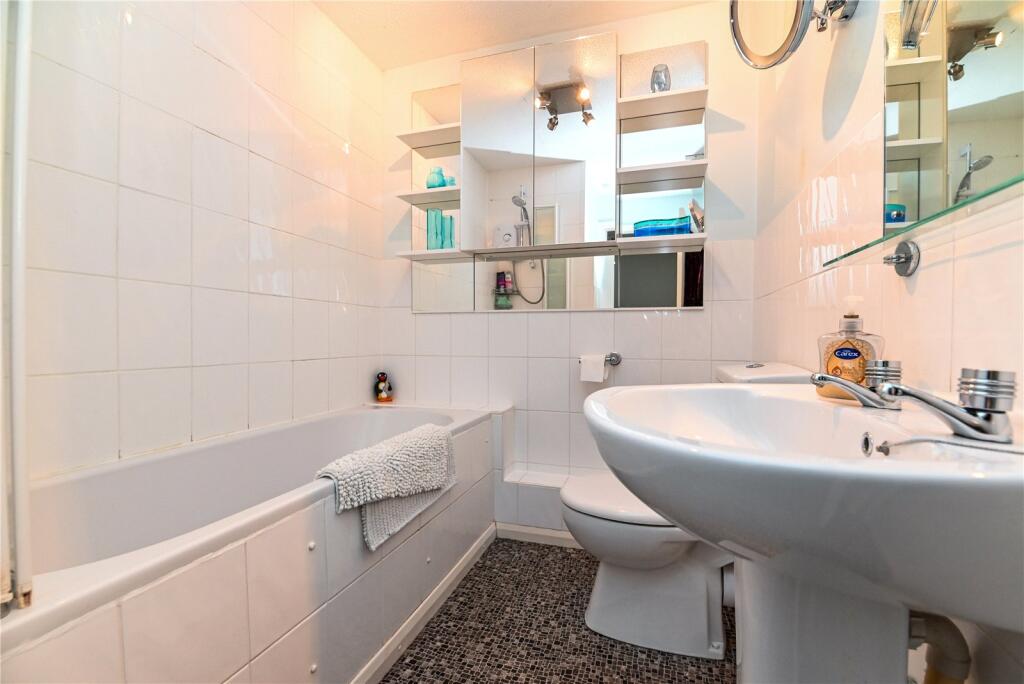 Additional image 7 of Park Road, Barton on Sea, New Milton, Hampshire, BH25