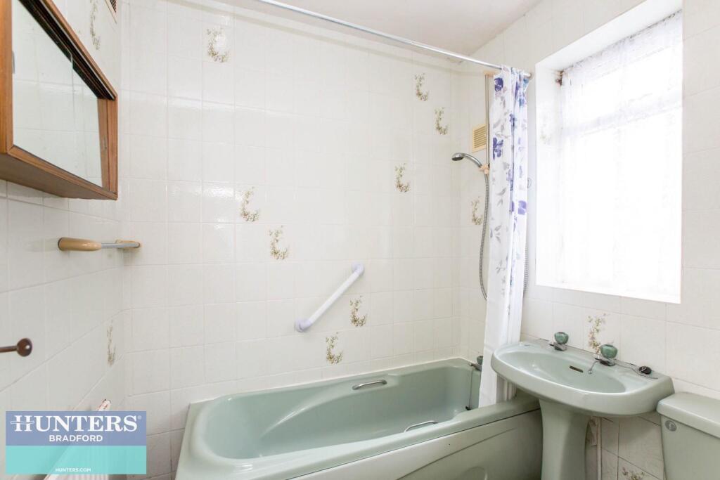 Additional image 16 of Glendale Drive Bradford, West Yorkshire, BD6 2LT