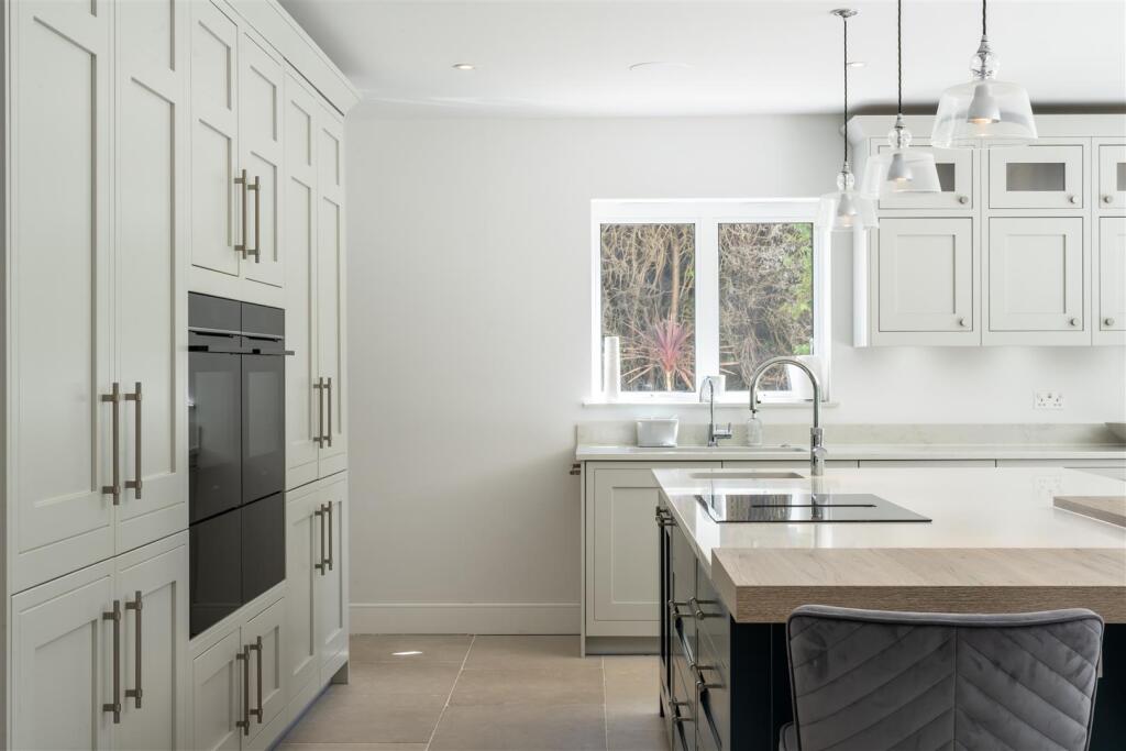 Additional image 9 of Martello Road, Branksome Park