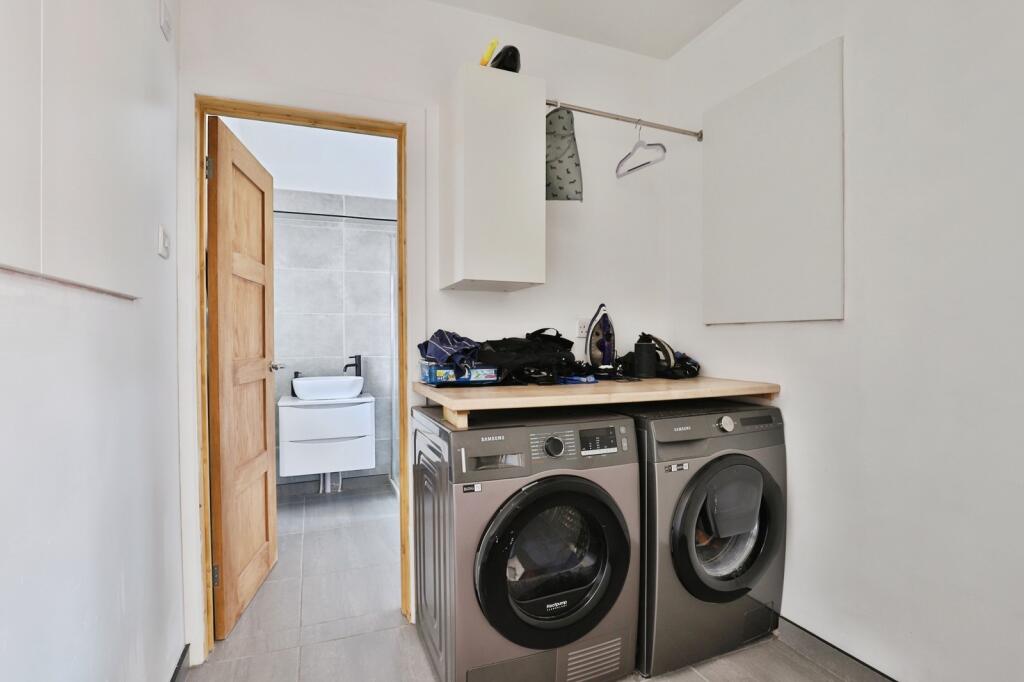 Additional image 8 of Iwerne Close, MUSCLIFF, Bournemouth, Dorset, BH9