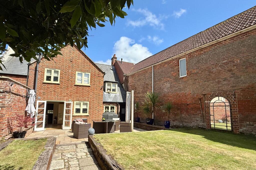 Additional image 28 of Central Ringwood, BH24