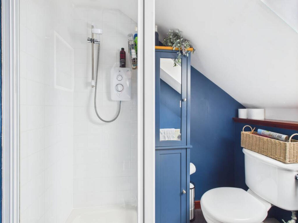 Additional image 18 of Victoria Gardens, Banff, AB45