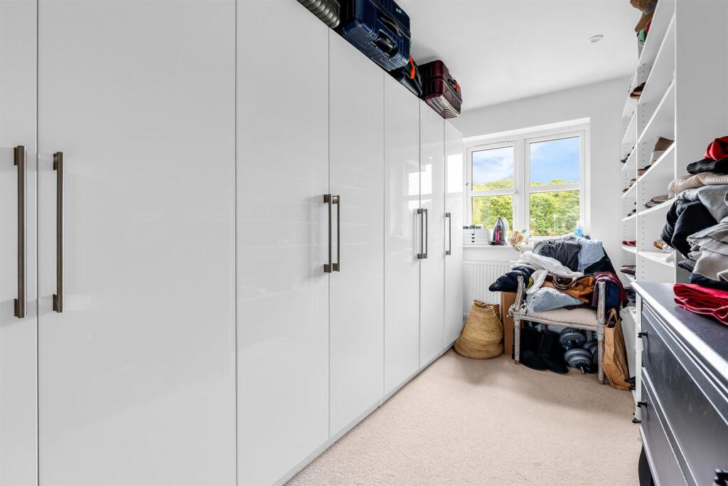 Additional image 20 of Wendover Drive, Welwyn