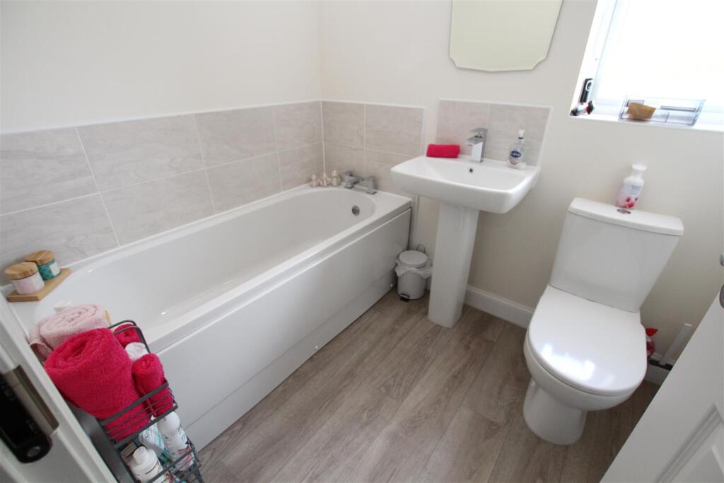 Additional image 17 of Greenway View, Cleckheaton