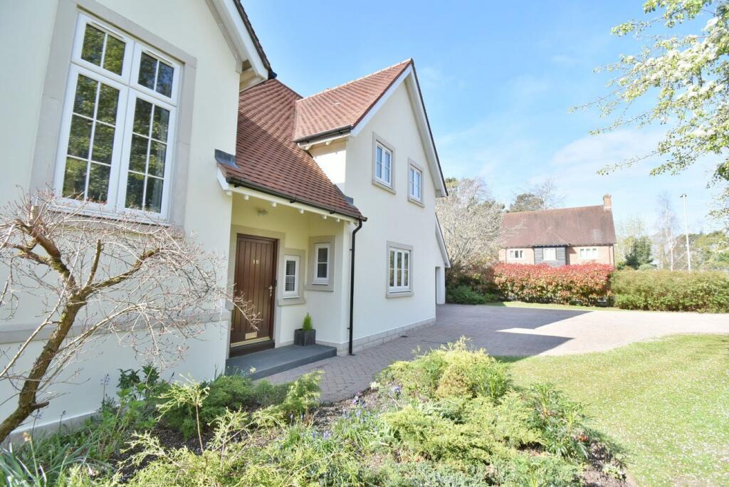 Additional image 32 of Badgers Walk, Ferndown, BH22