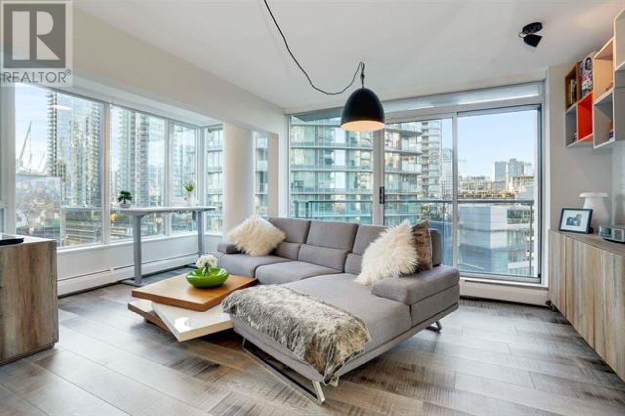 1106 688 ABBOTT STREET|Vancouver, British Columbia V6B0B9