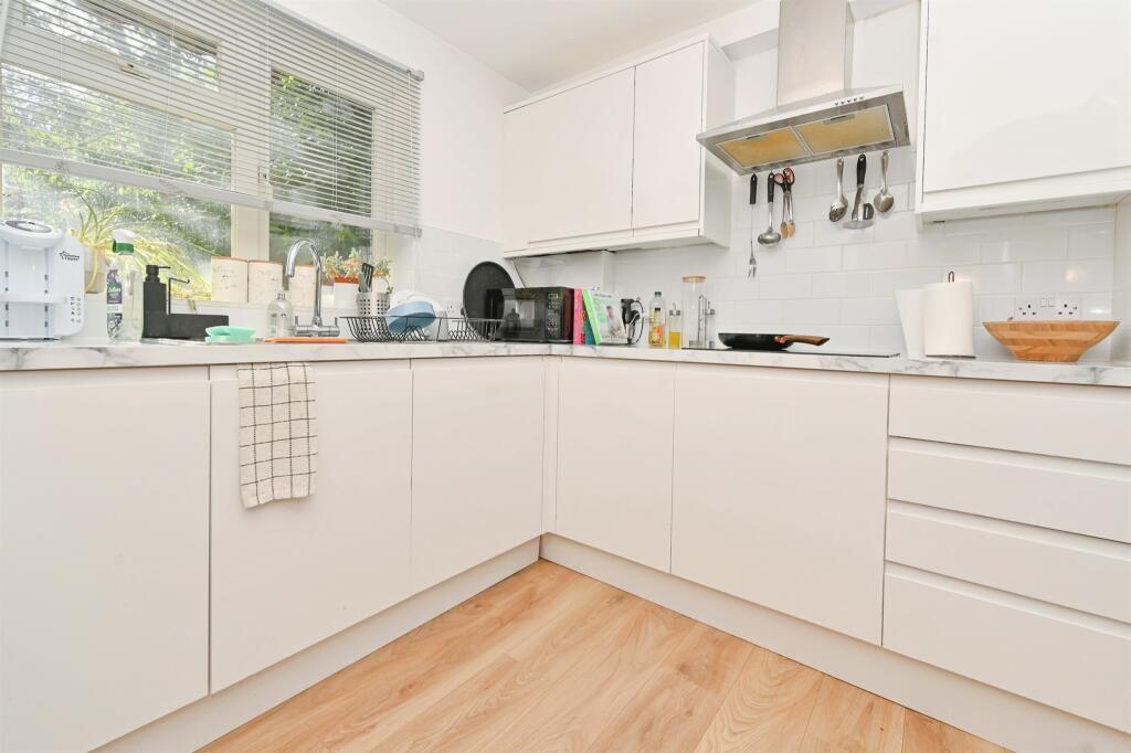 Additional image 17 of Green Acres, Welwyn Garden City