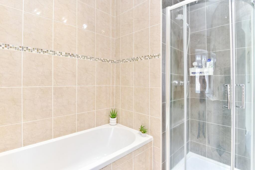 Additional image 14 of George V Avenue, West Worthing, West Sussex, BN11 5RQ